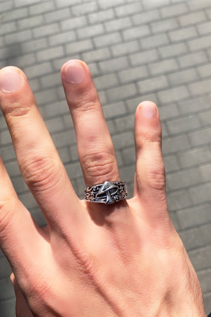 Magic Mushroom & Star Decor Engraving Silver Chunky Ring