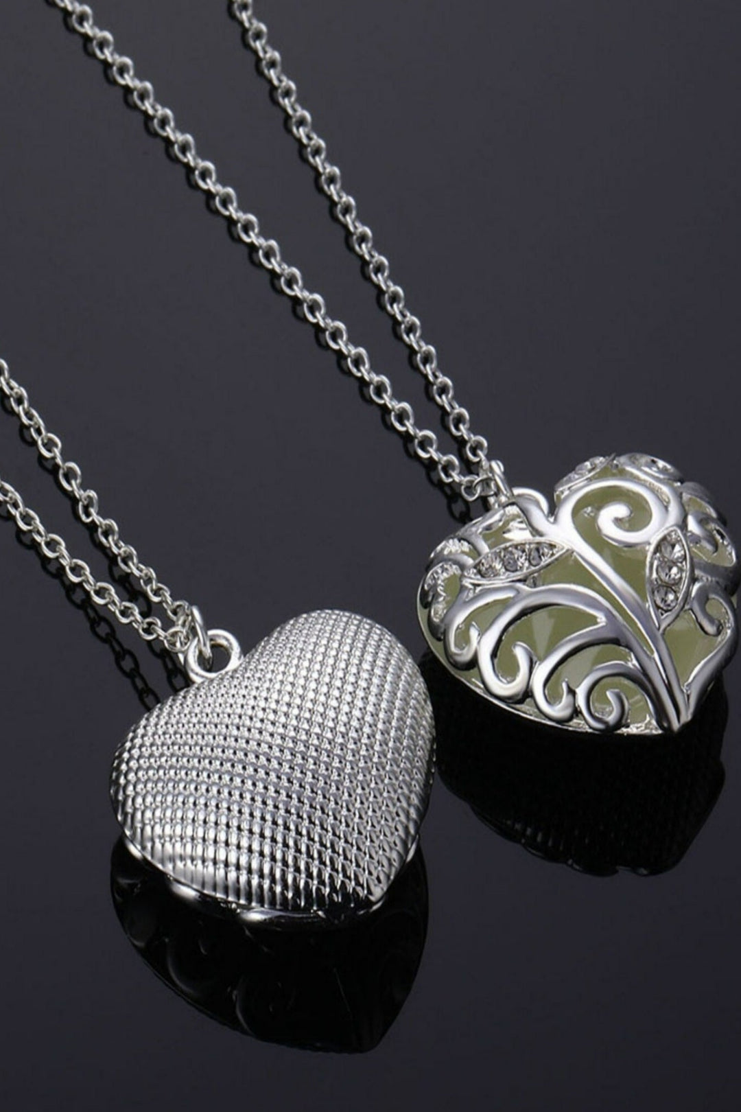 Women's Luminous Stone Heart Pendant Necklace, Glow in the dark. Silver Colour, Gift, Present for Special Occasion Birthday Graduation