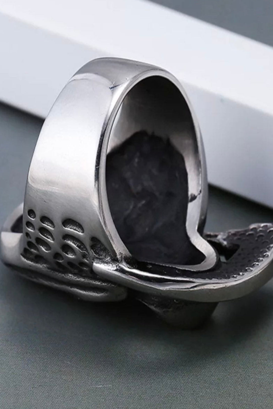 Men's Boy's Skull Rings Vintage Rugged Fashion Punk Jewellery Party Biker Jewellery Sickle Ring Gothic Medieval Victorian [Size: UK 9] (48 Hour Dispatch)