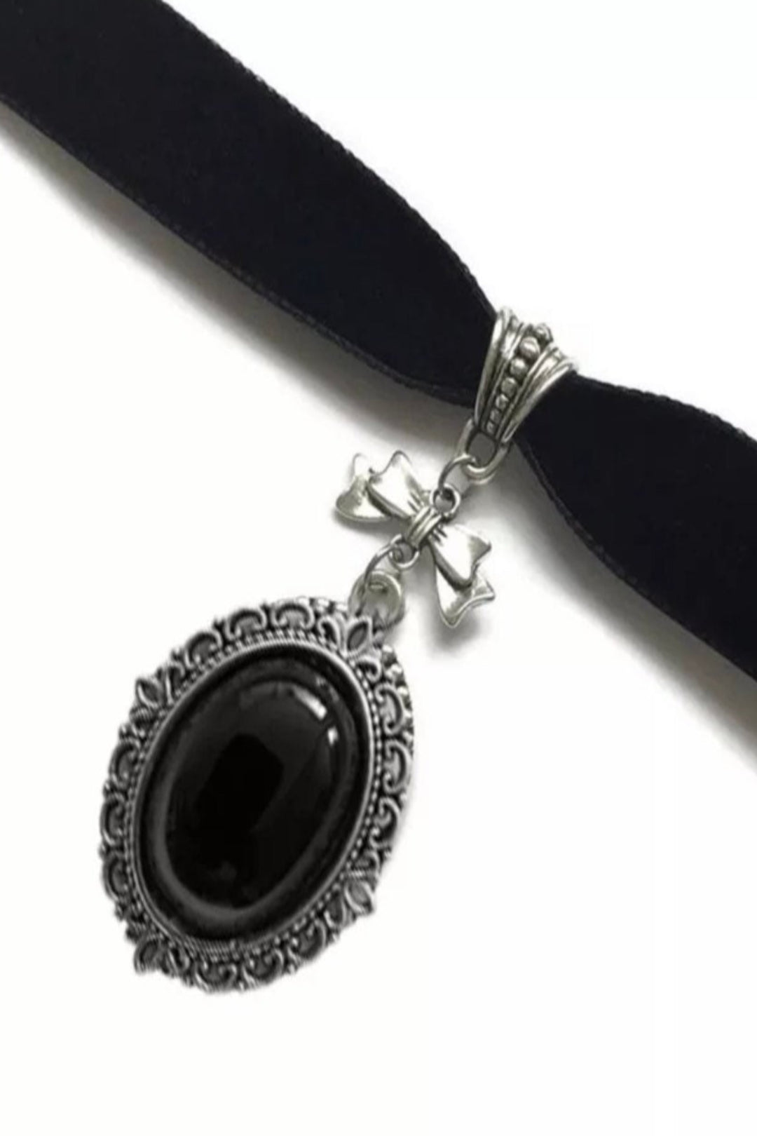 Black Velvet Choker Necklace jewelry, Women Gothic Vintage Victorian Black Ribbon Pendant Ladies Jewellery Collar Steampunk Fashion Cameo
