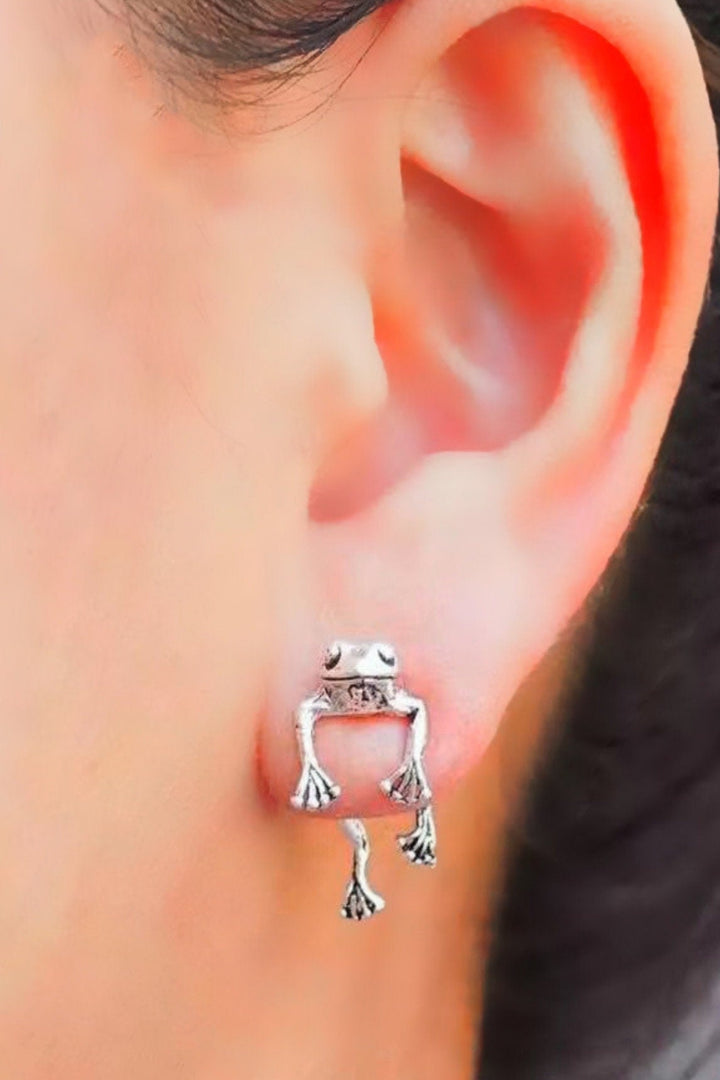Cute Frog Stud Earrings, Silver Finish (48 Hour Dispatch)