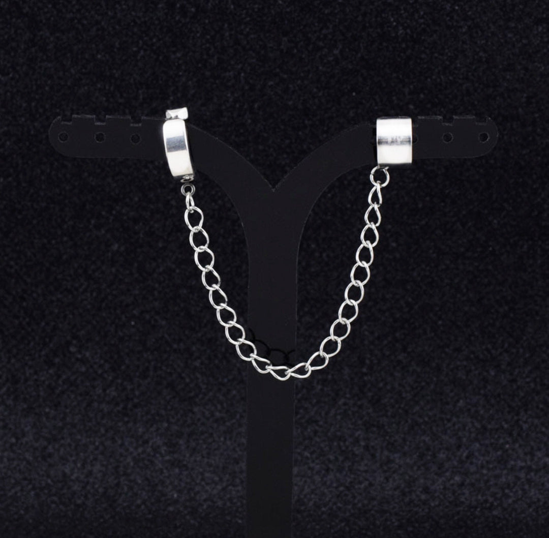 Ear Chain Piercing, Body Jewelry, Punk Ear Piercing with Helix linked chain, Lobe piercing, Faux Helix Piercing