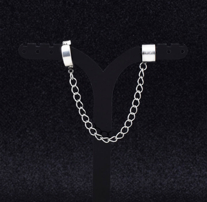 Ear Chain Piercing, Body Jewelry, Punk Ear Piercing with Helix linked chain, Lobe piercing, Faux Helix Piercing